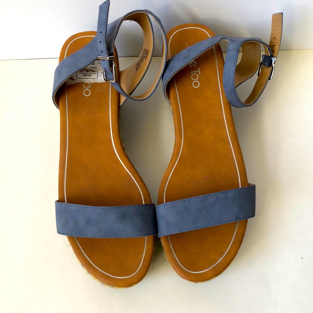 Me Too Size 10  Wedge‎ Sandal